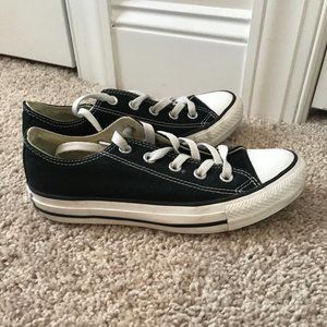 Black Converse- Womens size 6